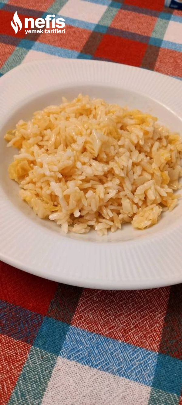 Beyaz Lahanalı Pirinç Pilavı