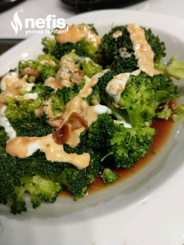 Soya Soslu Brokoli Salatası