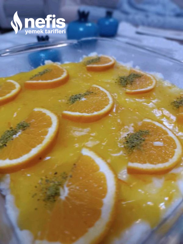 Portakal Pelteli İrmik Tatlısı