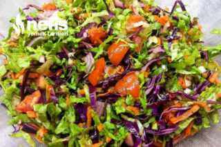 Kıvırcık Marul Salatası Tarifi