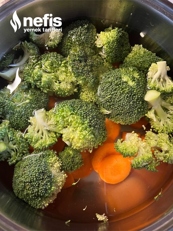 Sebze Çorbası (Brokoli / Havuç )