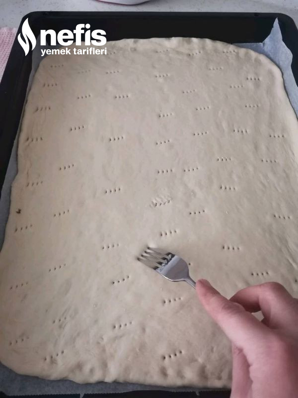 Sarımsaklı Ekmek Tarifi (Videolu)