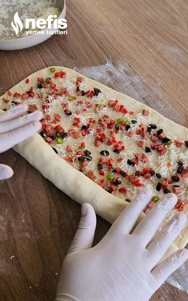 Rulo Pizza Poğaça