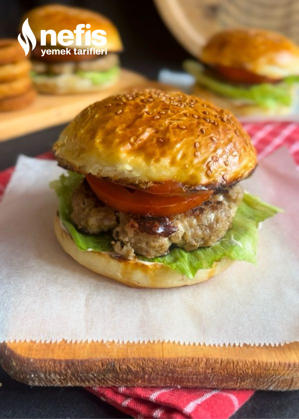 Ev Yapımı Hamburger (Ekmek Ve Köftesi İle)