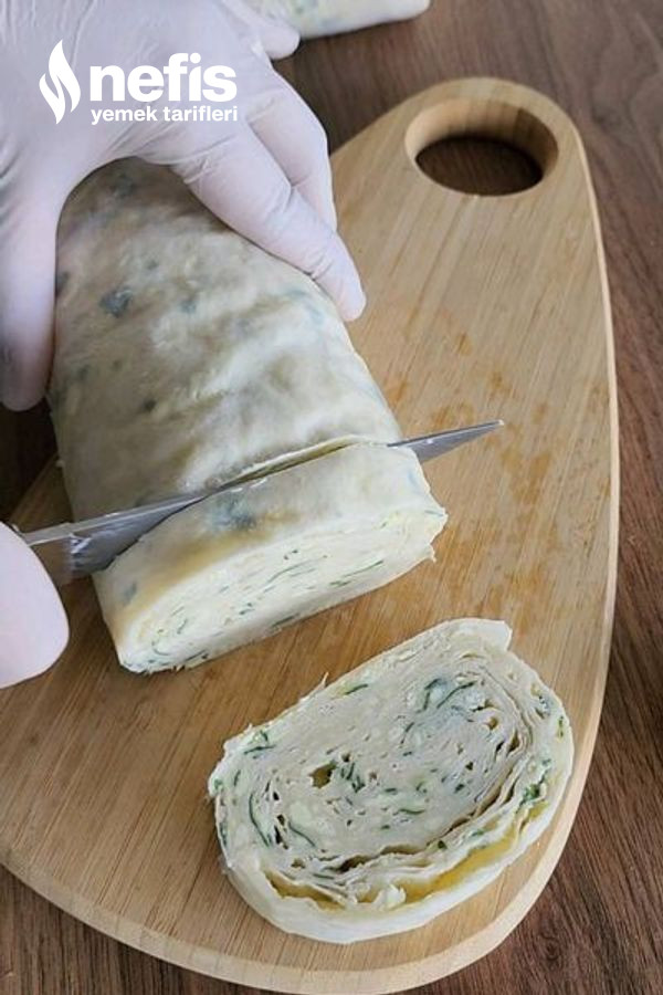 Puf Puf Kabaran Peynirli Dilim Börek