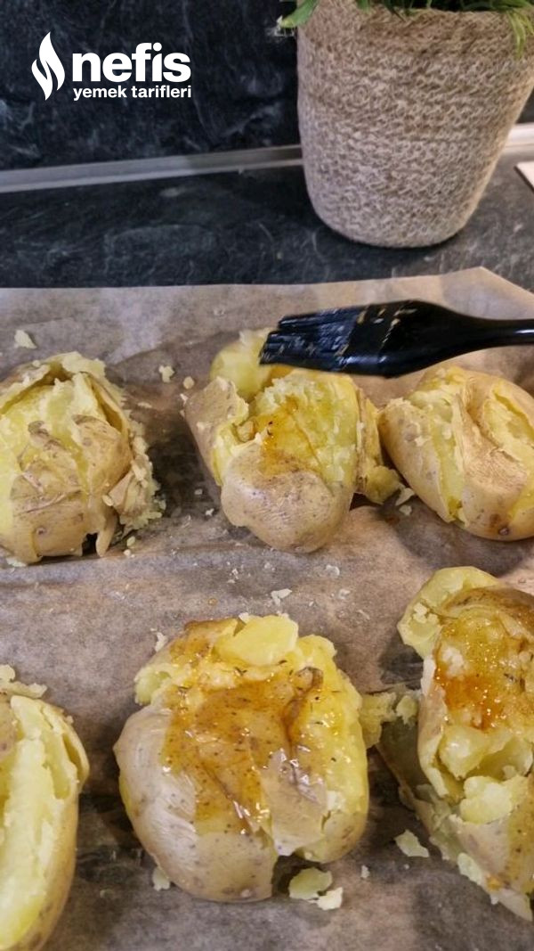 Fırında Ezilmiş Çıtır Patates