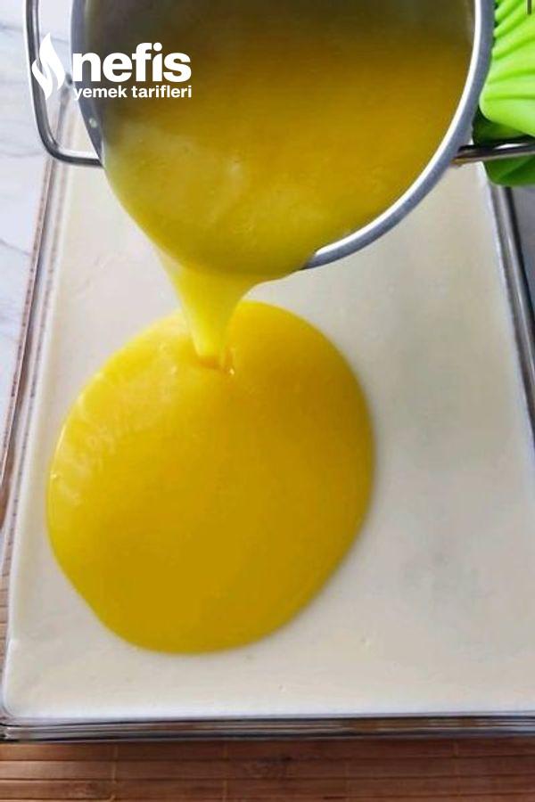 Portakal Soslu Muhallebili Borcam Pastası