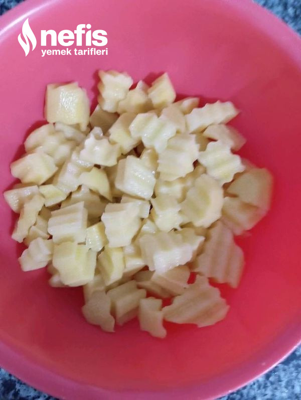 Havuçlu Bezelyeli Patates Yemeği