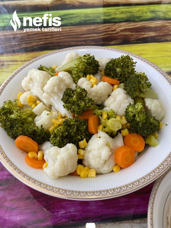 Brokoli & Karnabahar Salatası