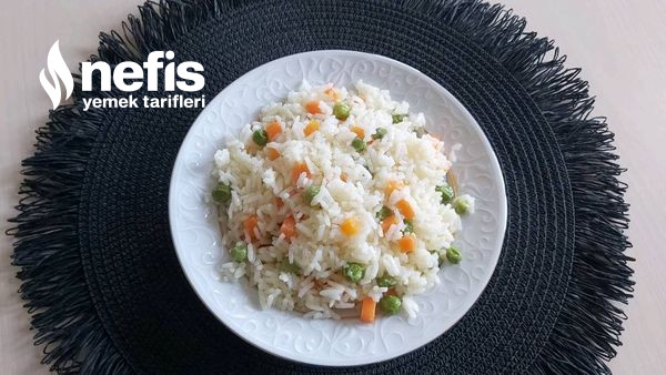 Sebzeli Pirinç Pilavı (Videolu)