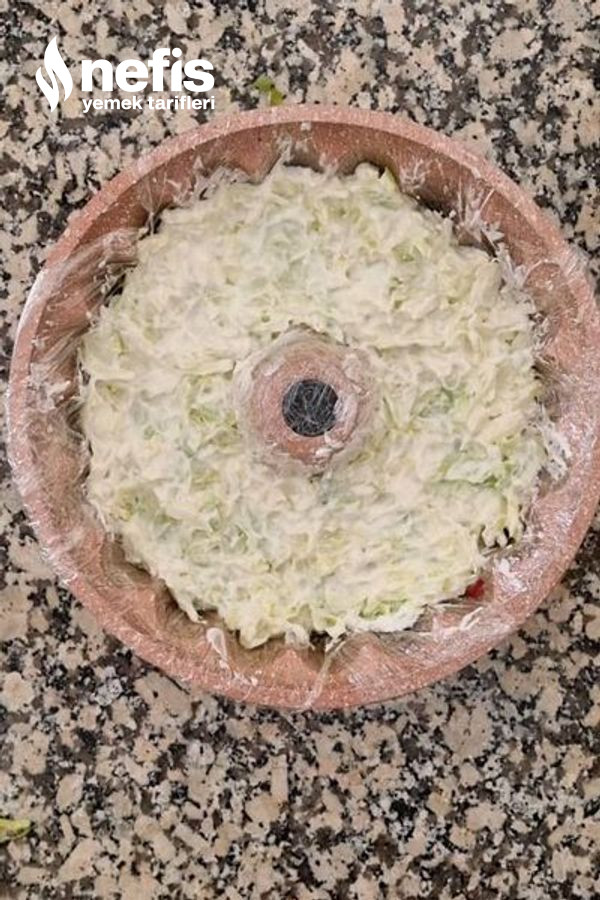 Pasta Görünümlü Salata