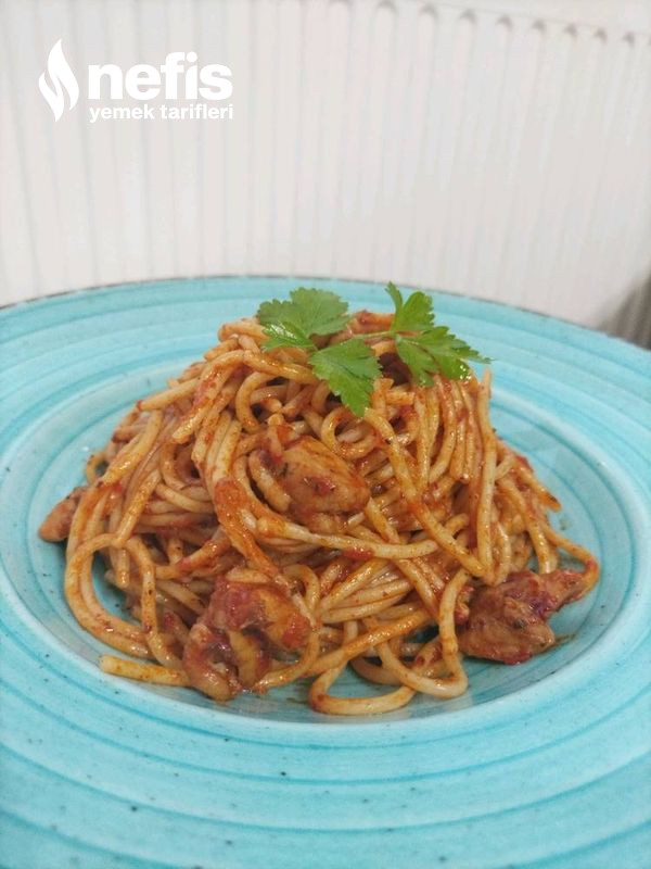 Tavuklu Spaghetti