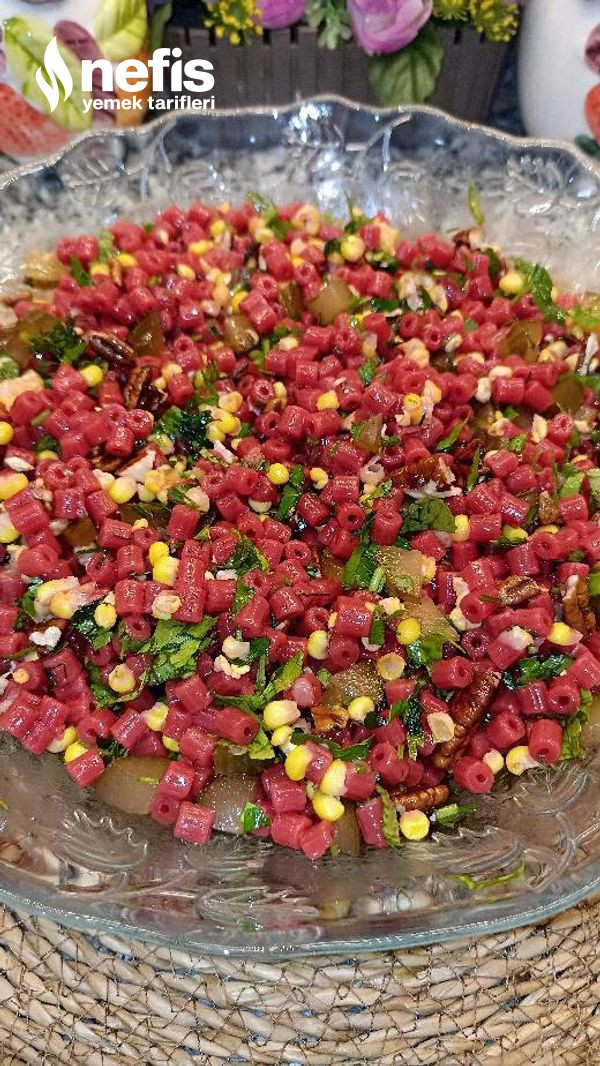 15 Dakikada Rengarenk Makarna Salatası
