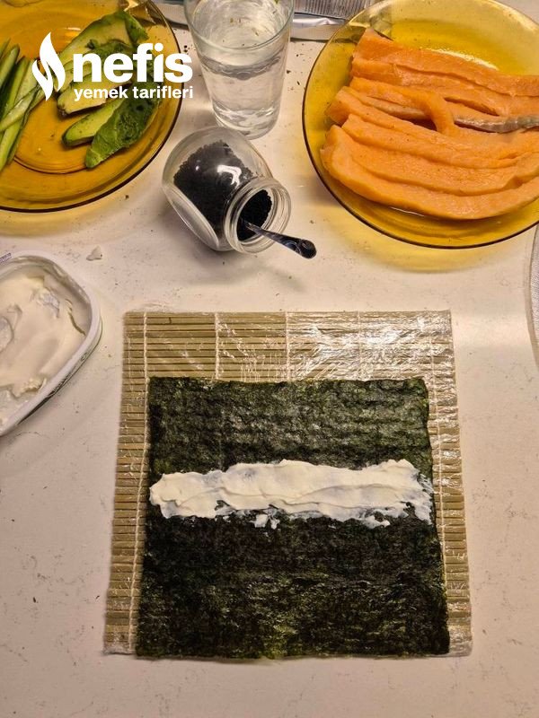 Sake Tempura Roll (Somonlu Kızarmış Sushi)