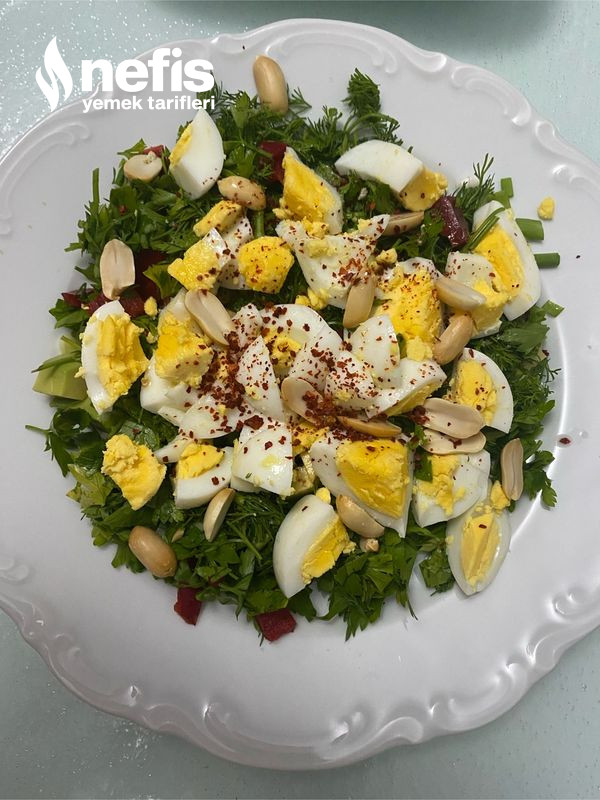 Avokadolu Yumurta Salatası