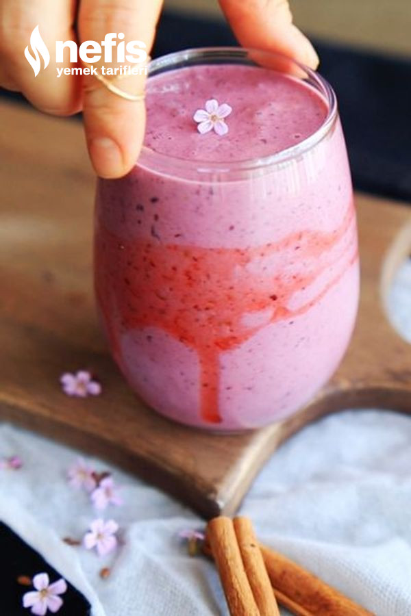 Orman Meyveli Keten Tohumlu Smoothie