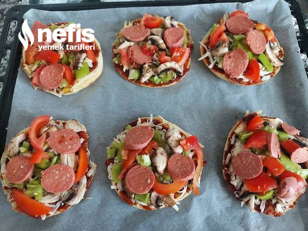 Mini Bazlama Pizza Tarifi