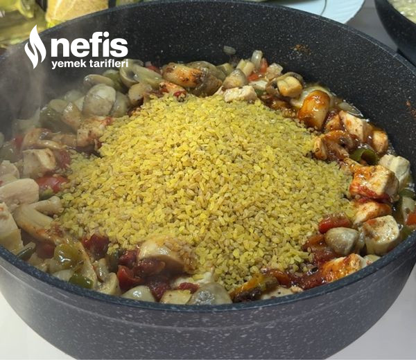 Tavuklu Mantarlı Bulgur Pilavı