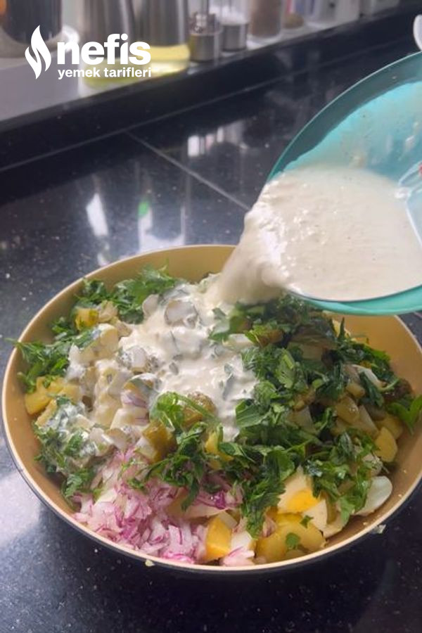 Mayonezli Beş Çayına Uygun Patates Salatası