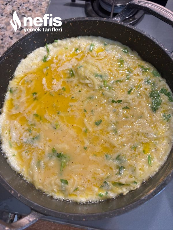 Patatesli Yumurtalı Omlet