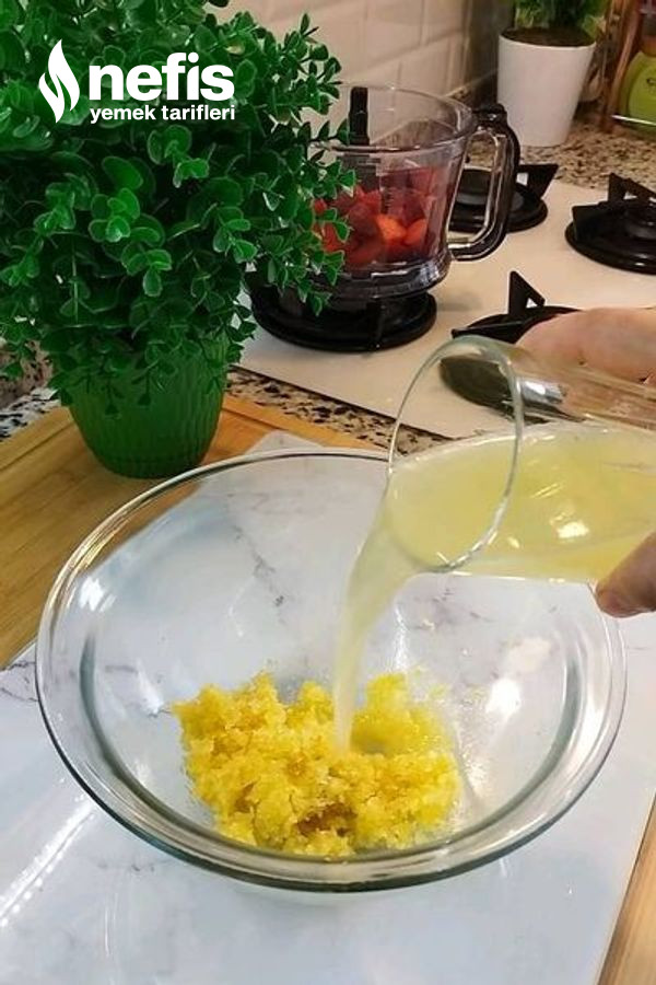 Çilekli Limonata