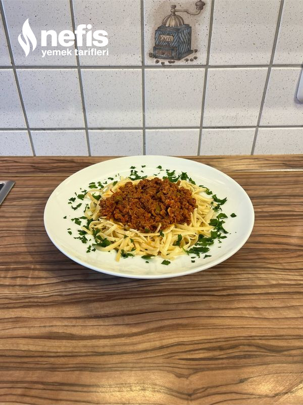Kıymalı Soslu Spaghetti