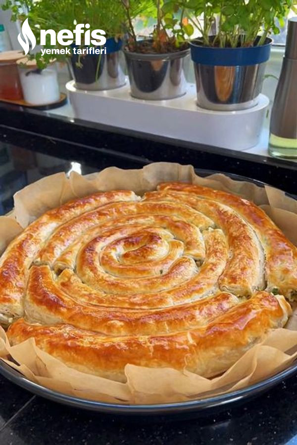 Milföy Hamurundan Çıtır Peynirli Börek