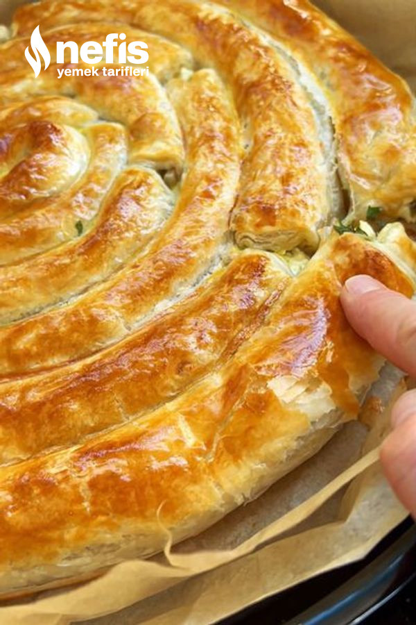 Milföy Hamurundan Çıtır Peynirli Börek