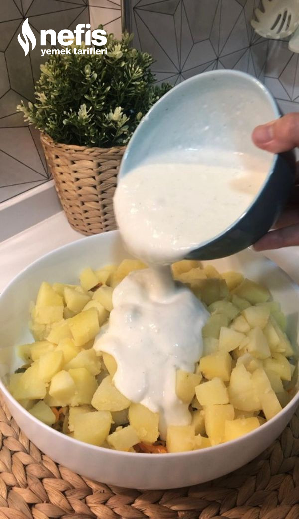 Semizotlu Patates Salatası