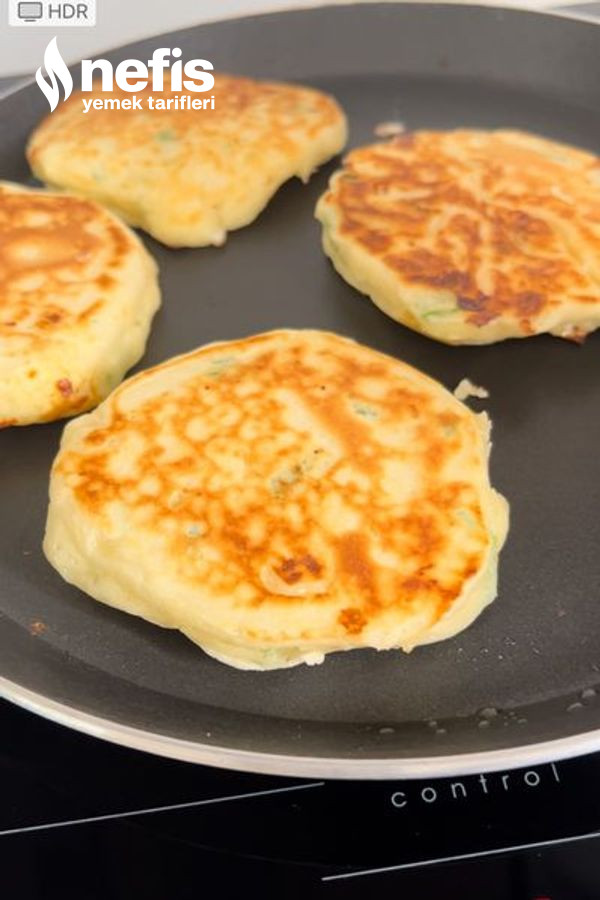 10 Dakikada Börek Tadında Kaşık Dökmesi