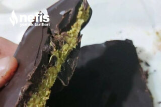 Viral Olan Çıtır Kadayıflı Antep Fıstık Ezmeli Dubai Çikolatası Tarifi