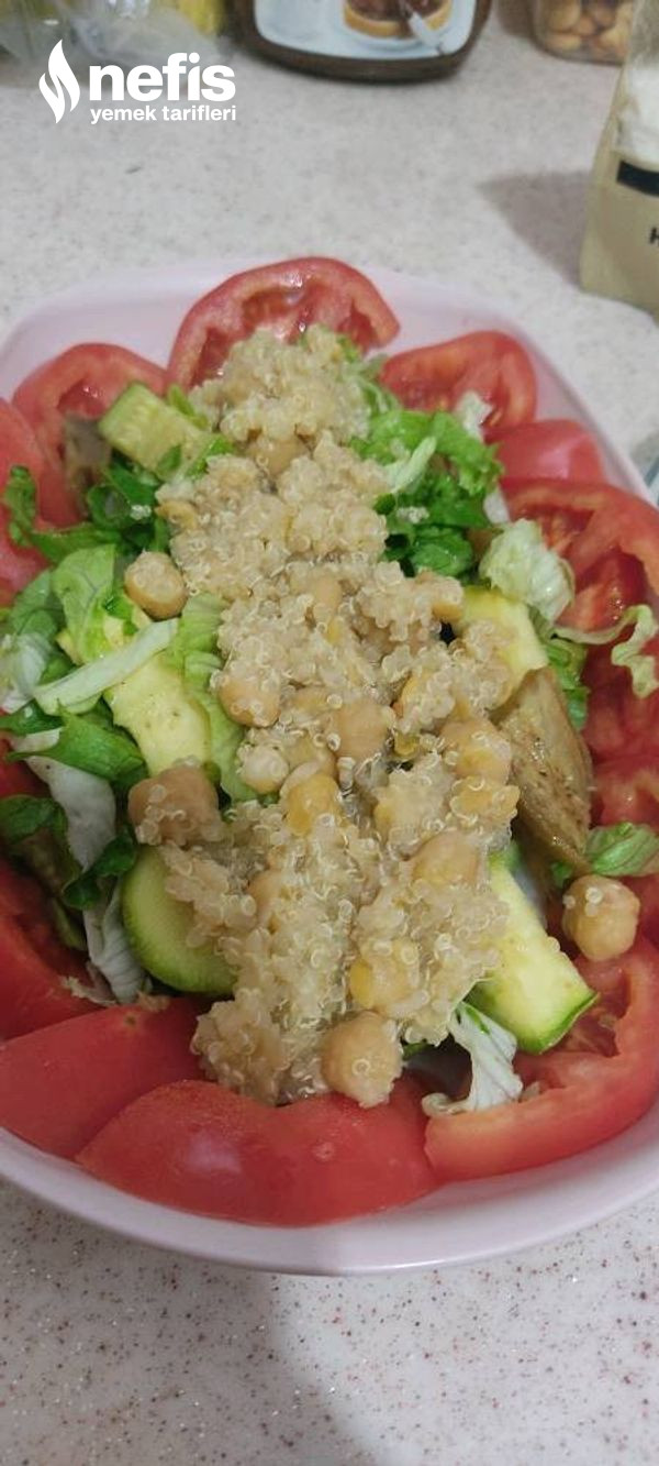 Kinoa Salatası