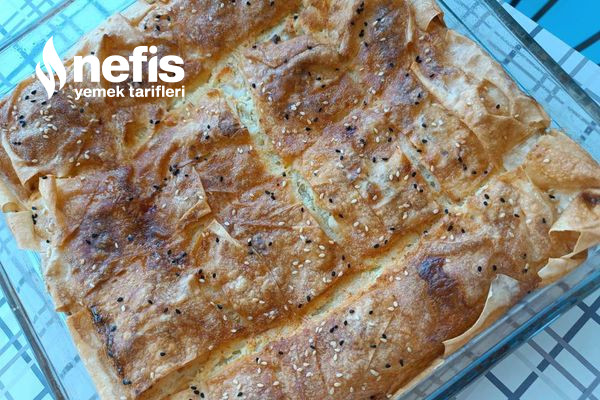 Su Böreği Tadında Peynirli Börek Tarifi