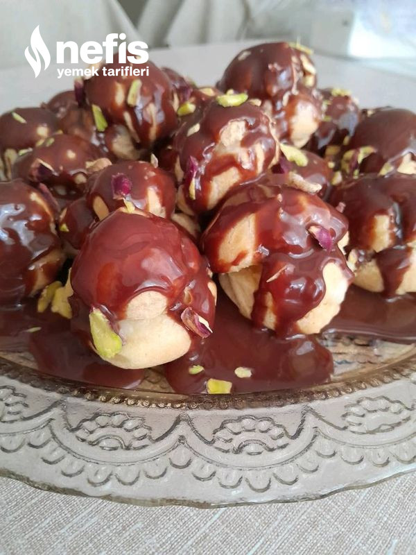 Pastane Lezzetinde Profiterol