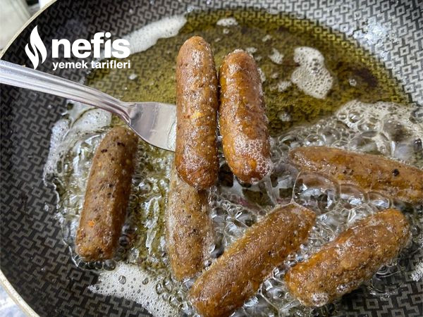 Yalancı Et Köftesi (Yeşil Mercimek Köftesi)