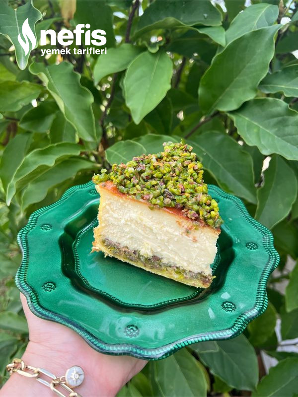 Baklavalı Cheesecake