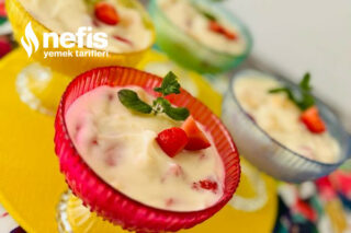 Nefis Kedidili Çilekli Magnolia Tarifi