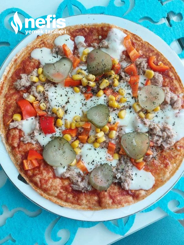 Ton Balıklı Lavaş Pizza