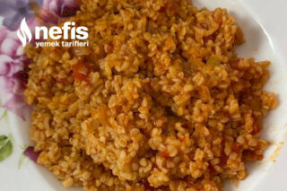 Şipşak Bir Öğün Domatesli Bulgur Pilavı Tarifi