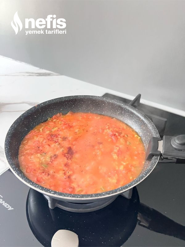 Biber Salçalı Çakallı Menemen.