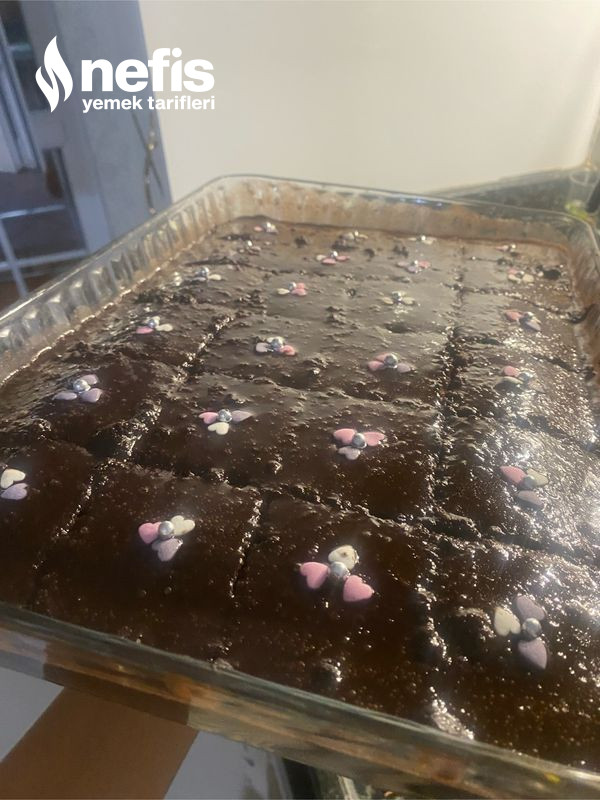 Browni Tadında Islak Kek