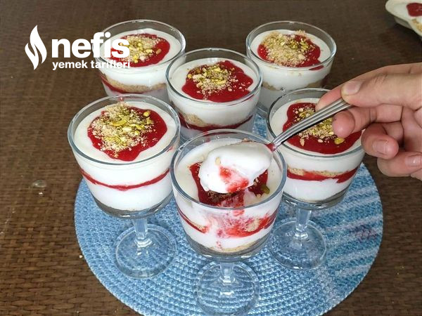 Cheesecake Tadında Çilek Soslu Magnolia  (Videolu)