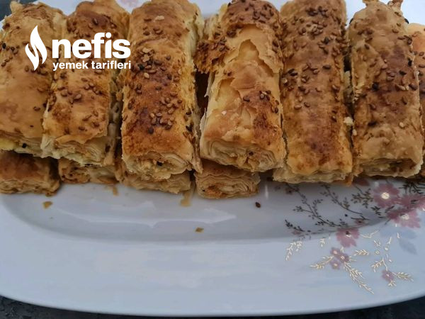 El Açması Peynirli Çıtır Börek