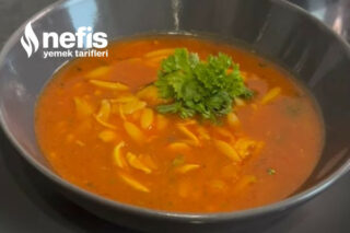 Şehriyeli Tavuk Çorbası Tarifi