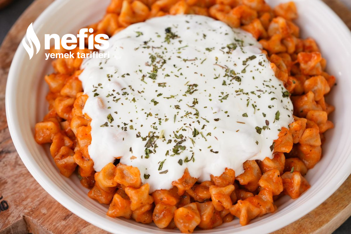 Salçalı Demleme Mantı  (Nefis Lezzet) Tarifi