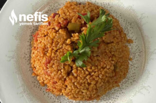 Sebzeli Acılı (Tercihen) Bulgur Pilavı Tarifi