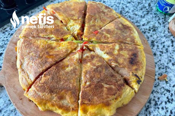 Deneyen Herkesin Tarifini İstediği Lavaş Böreğim Hem De Pizza Tadında (Videolu)