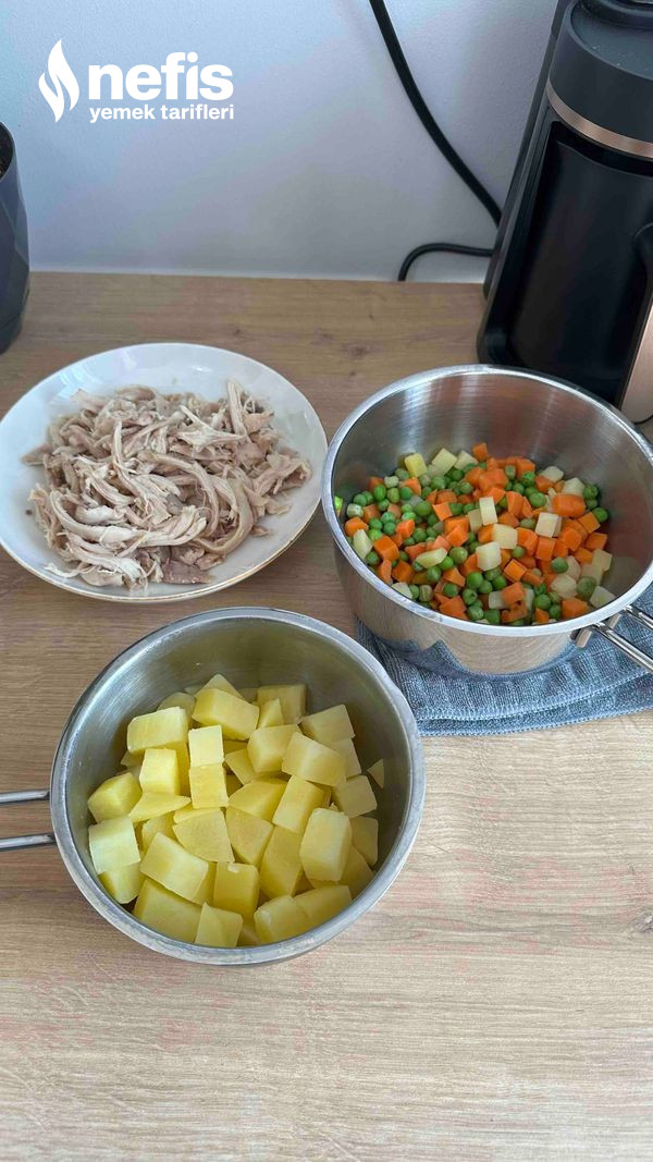 besamel-soslu-tavuk-1.jpg