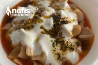Salçalı Mantı Tarifi