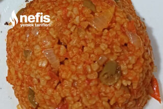 Domatesli Bulgur Pilavı Tarifi